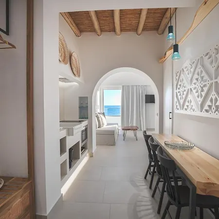 Sfakia Seaside Luxury Suites Khora Sfakion Exterior photo