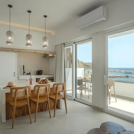Sfakia Seaside Luxury Suites Khora Sfakion Exterior photo
